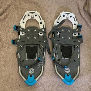 Wildhorn Outfitters Sawtooth Gray and Blue Snowshoes Size 21